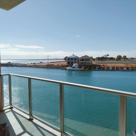Wallaroo Marina Executive Apartments Dış mekan fotoğraf