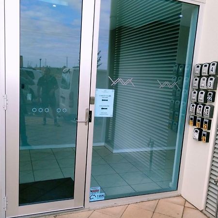 Wallaroo Marina Executive Apartments Dış mekan fotoğraf