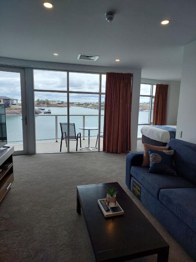 Wallaroo Marina Executive Apartments Dış mekan fotoğraf