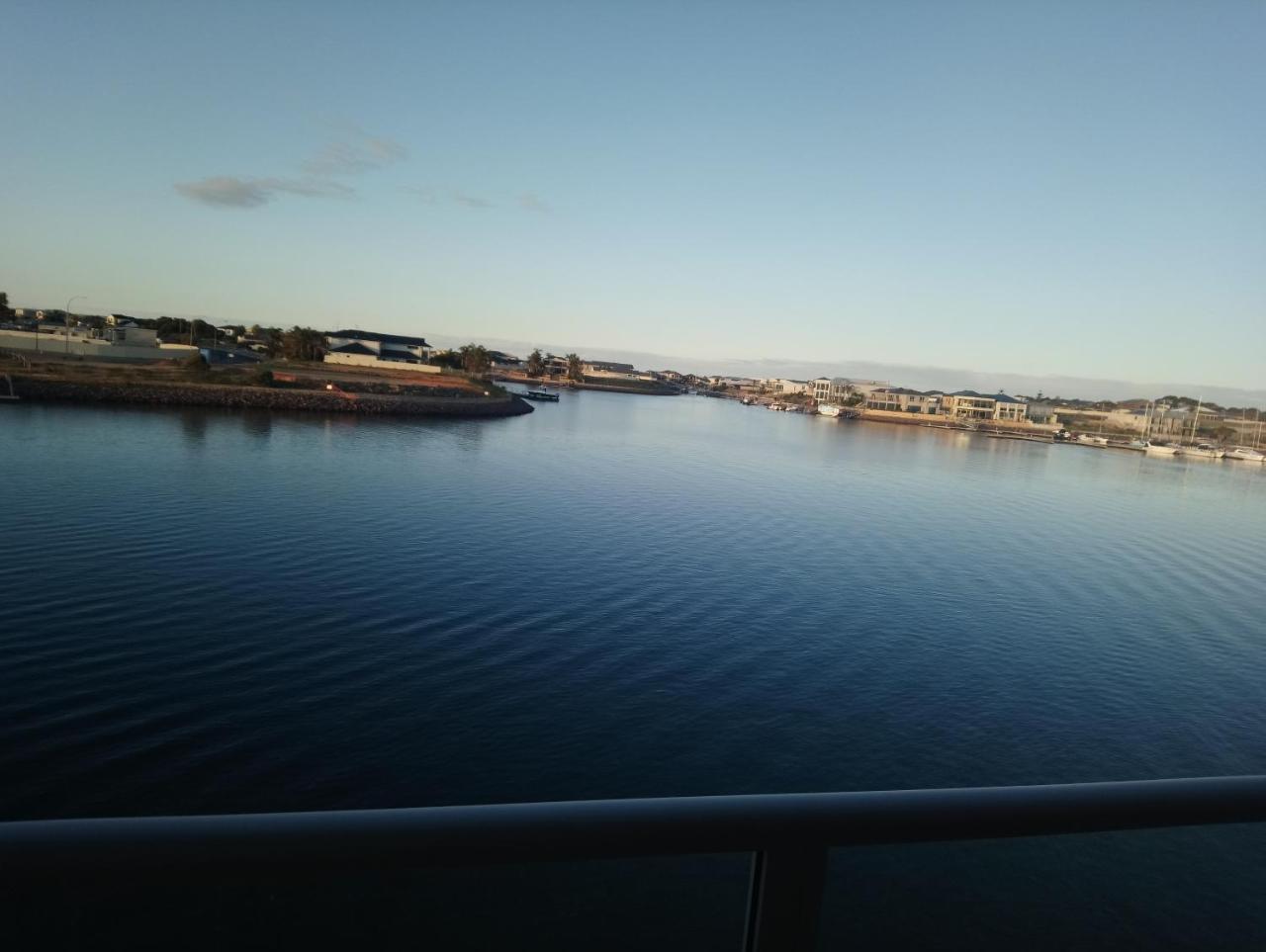 Wallaroo Marina Executive Apartments Dış mekan fotoğraf