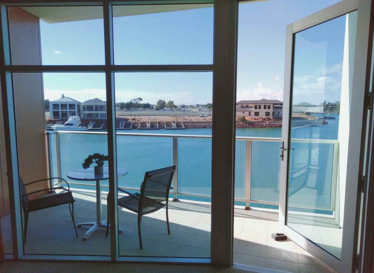 Wallaroo Marina Executive Apartments Dış mekan fotoğraf
